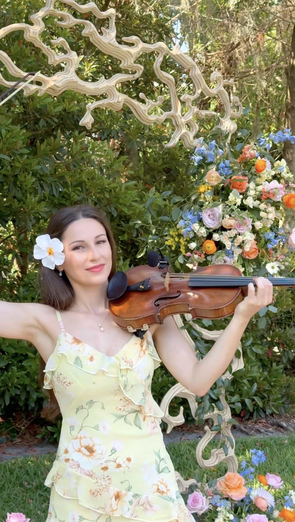 Portrait photograph of Tatev Muradyan with violin